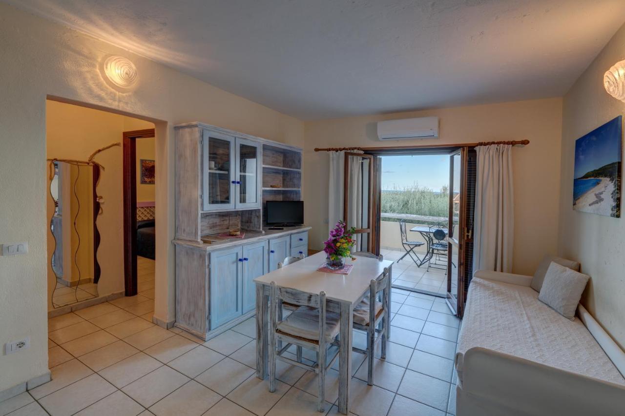 Baia De Bahas Residence Golfo Aranci Zewnętrze zdjęcie