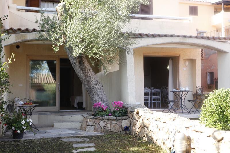 Baia De Bahas Residence Golfo Aranci Zewnętrze zdjęcie