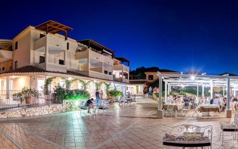 Baia De Bahas Residence Golfo Aranci Zewnętrze zdjęcie